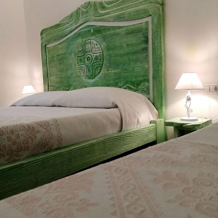 Regnos Altos Boutique Rooms 博萨 外观 照片