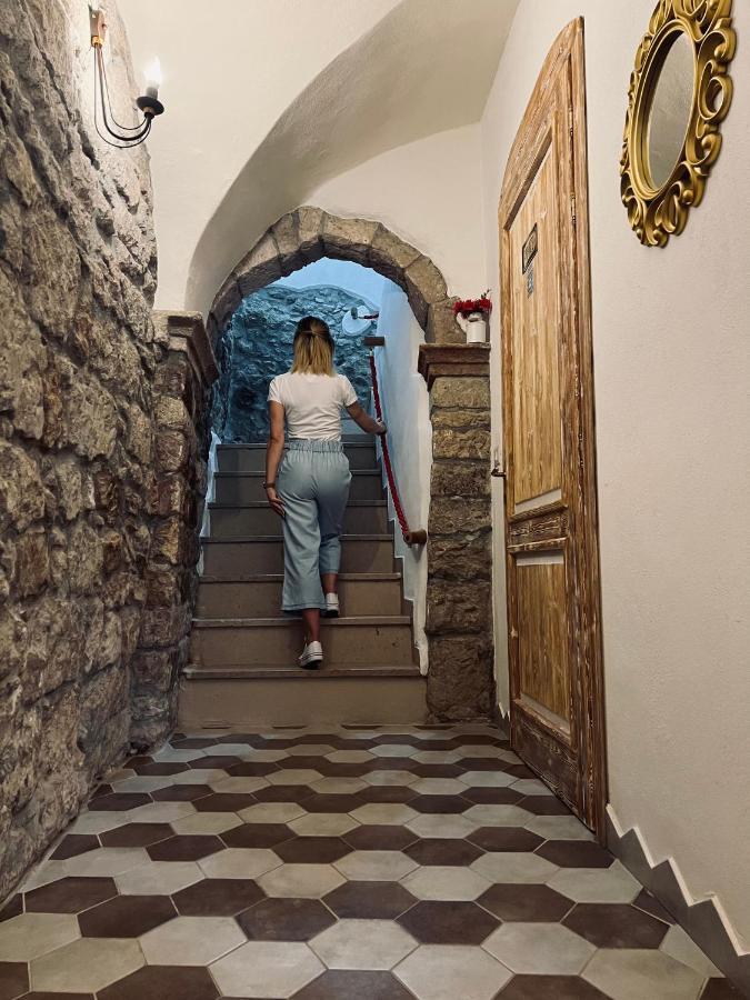 Regnos Altos Boutique Rooms 博萨 外观 照片