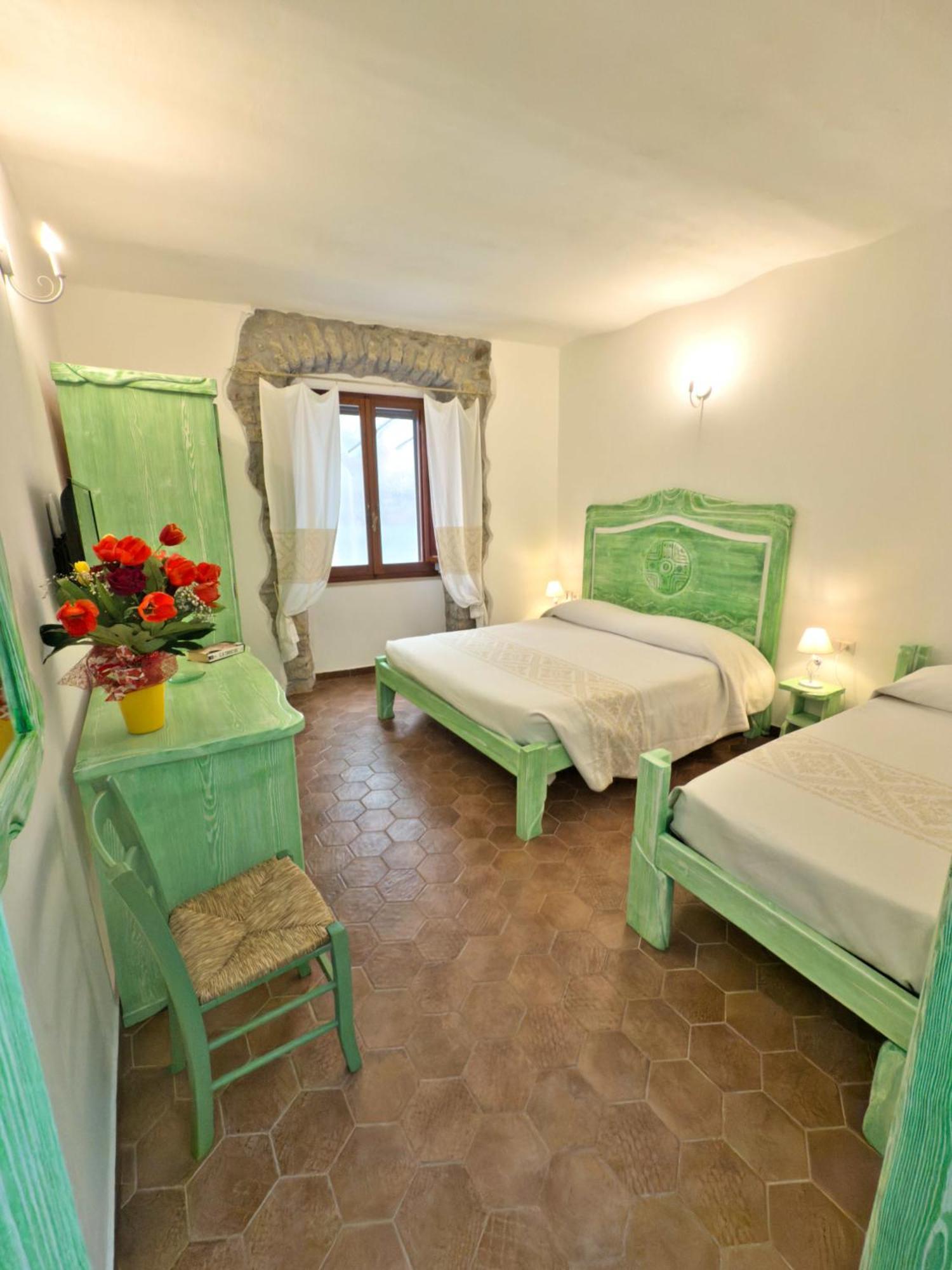 Regnos Altos Boutique Rooms 博萨 外观 照片