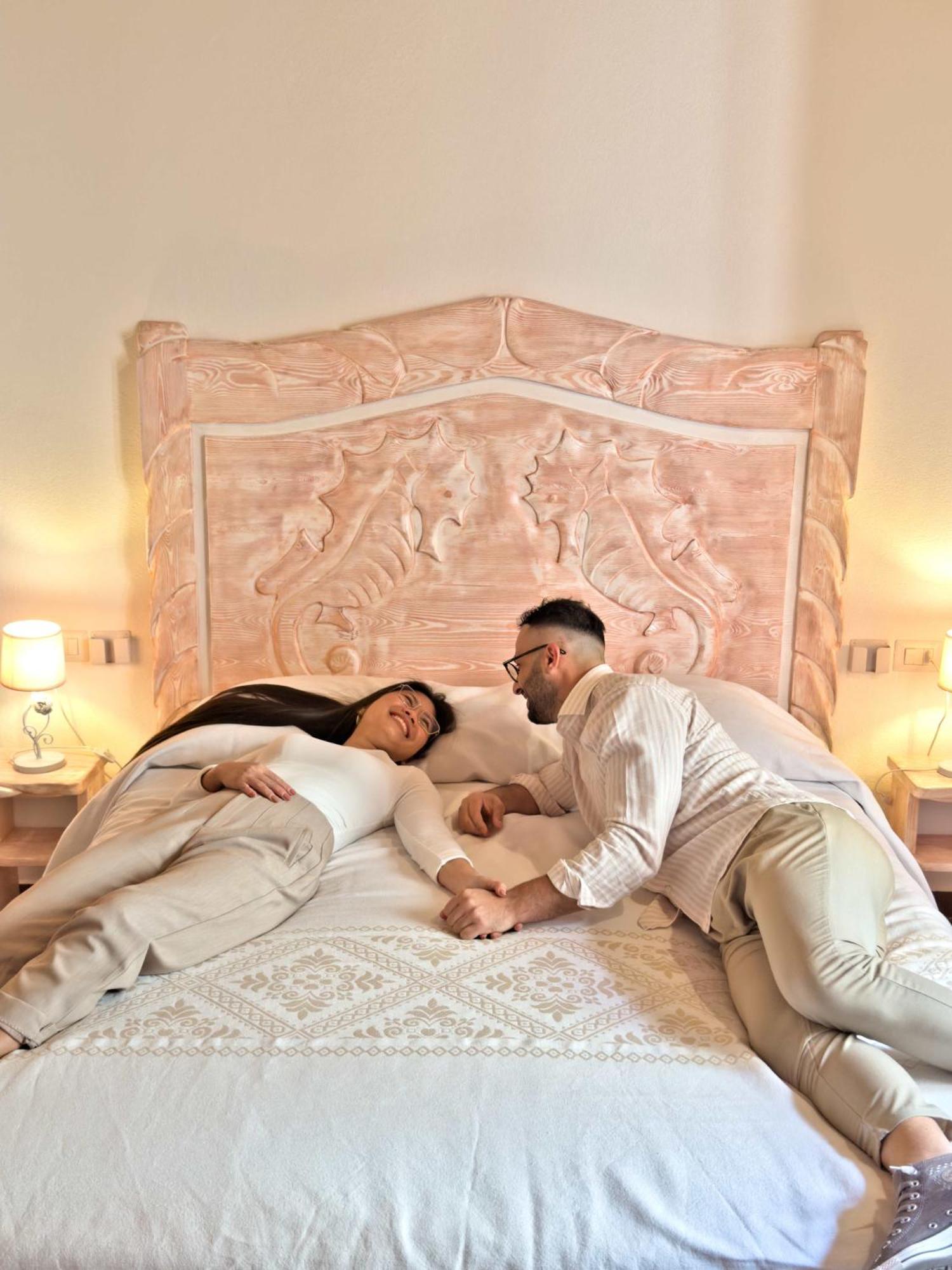 Regnos Altos Boutique Rooms 博萨 外观 照片