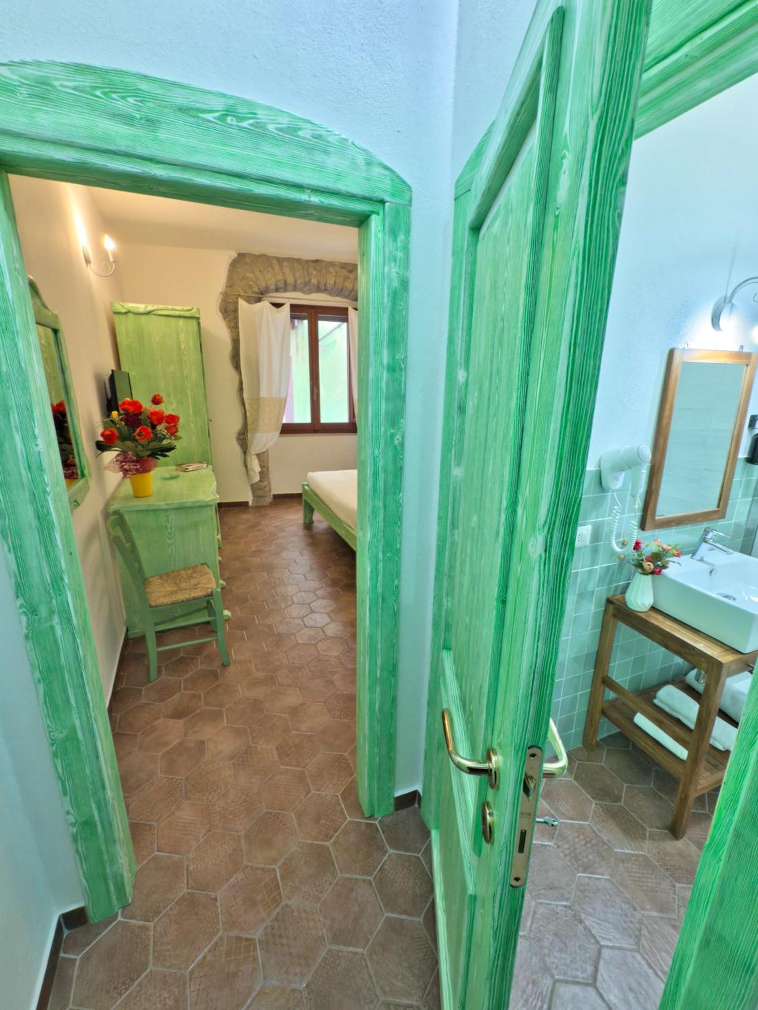 Regnos Altos Boutique Rooms 博萨 外观 照片