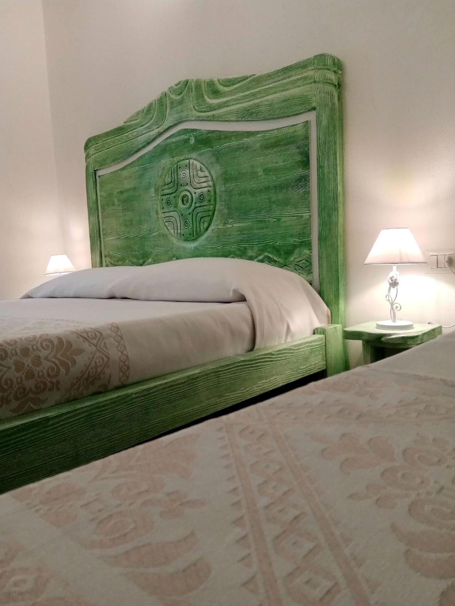 Regnos Altos Boutique Rooms 博萨 外观 照片